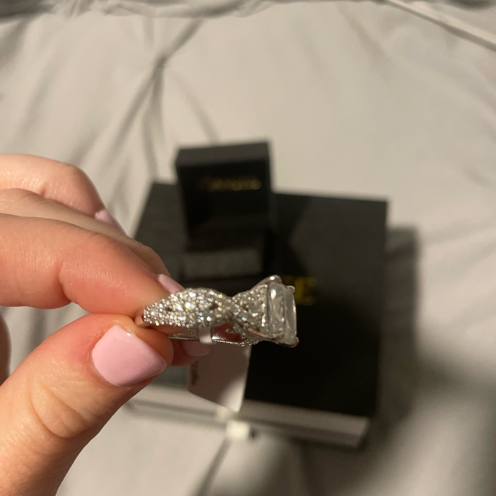 Sterling silver ring size 6 - Picture 3 of 15